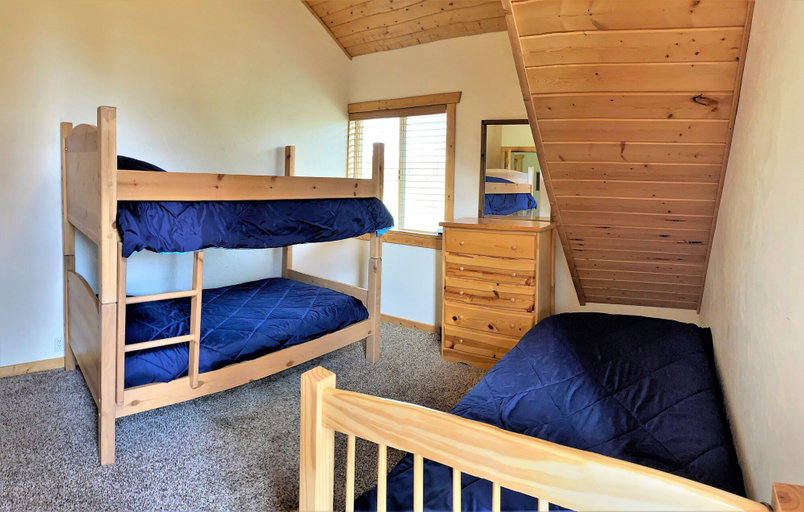 Bedroom 2, The Hideaway Hostel near Yellowstone, Fremont