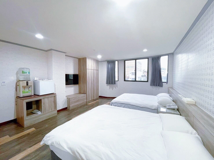 Bedroom 3, A22 Wei Lu Hotel, Taoyuan