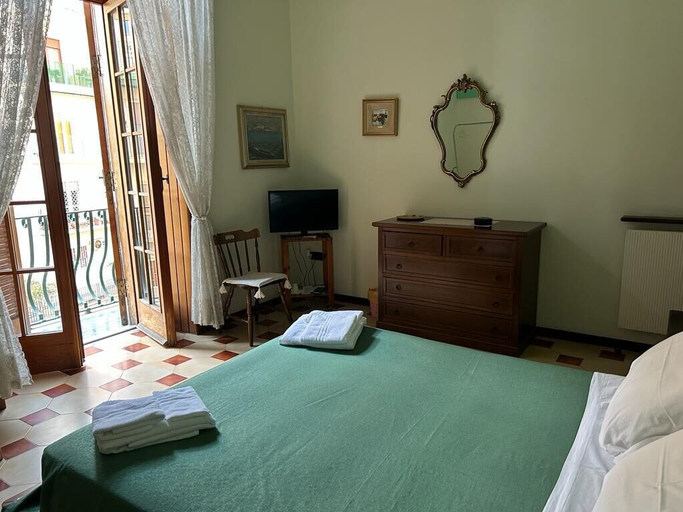 Bedroom 2, B&B Il Nido, Napoli