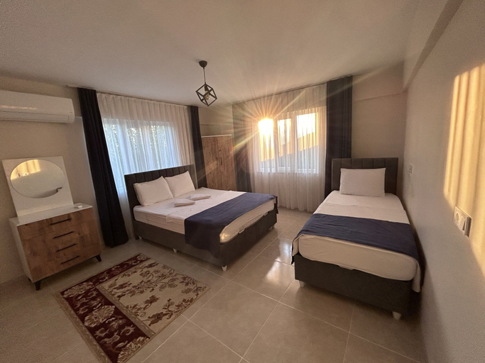 Bedroom 4, The Titanic House, Akköy