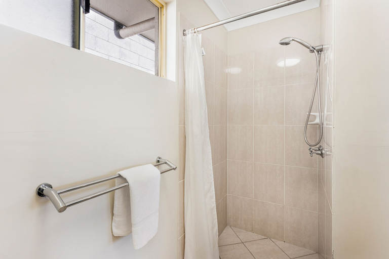 Bathroom 3, Citywalk Motor Inn, Rockhampton