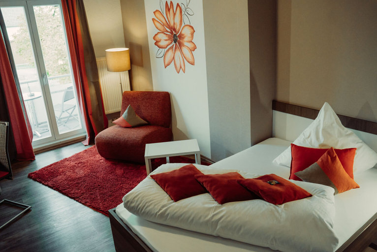 Bedroom 2, Gasthof Krone, Rottweil