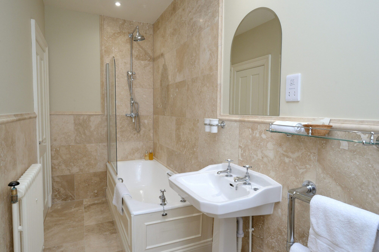Bathroom 3, Plumber Manor, Dorset
