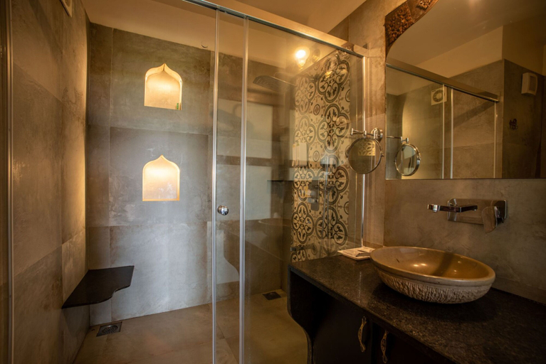Bathroom 4, Malhar Machi Mountain Resorts, Pune
