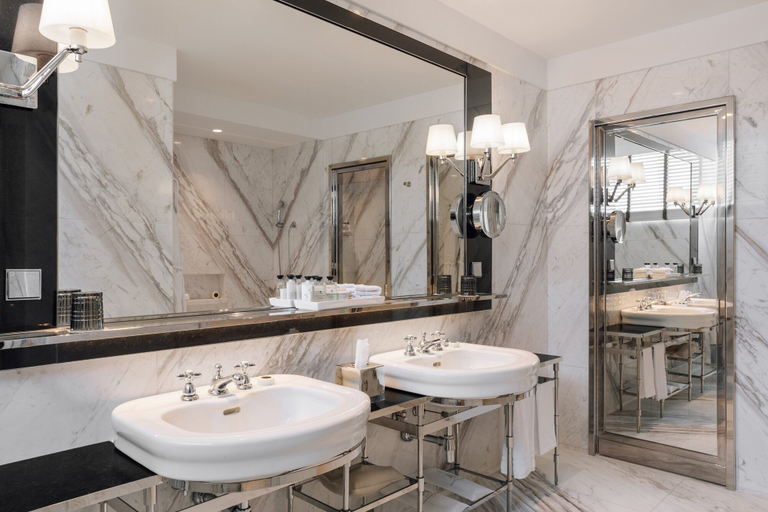 Bathroom 5, Four Seasons Hotel Ritz Lisbon, Lisbon