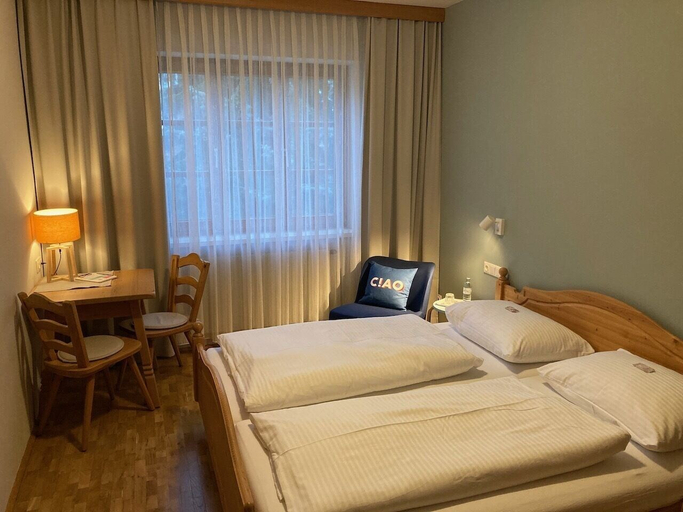 Bedroom 3, Gästehaus Zoechbauer, Sankt Pölten Land