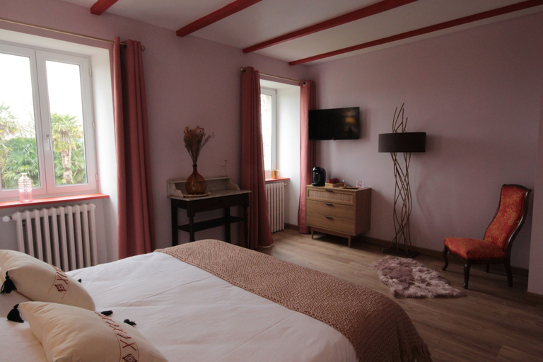 Bedroom 5, Le Manoir de Kérofil, Finistère