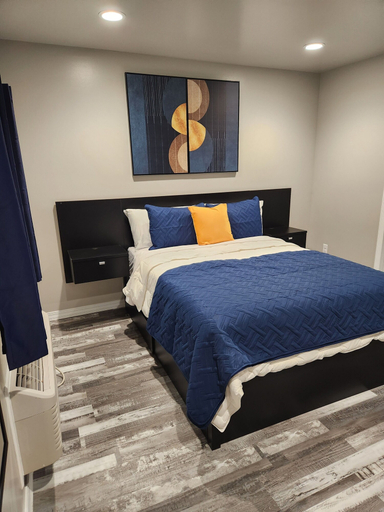 Bedroom 2, Gibson Motel, Nowata