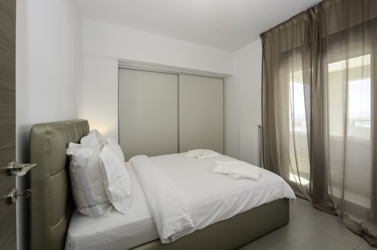 Bedroom 1, Flat with stunning views & prv parking, Attica