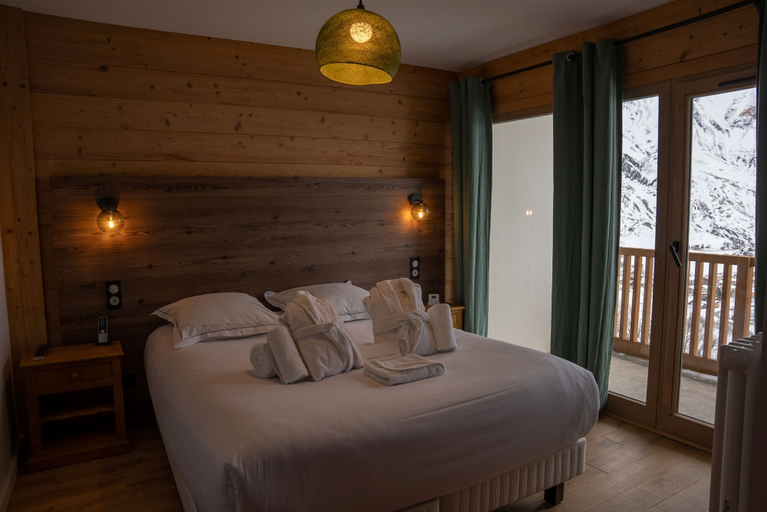 Bedroom 3, Les Cèdres Hôtel - Restaurant - Spa, Savoie
