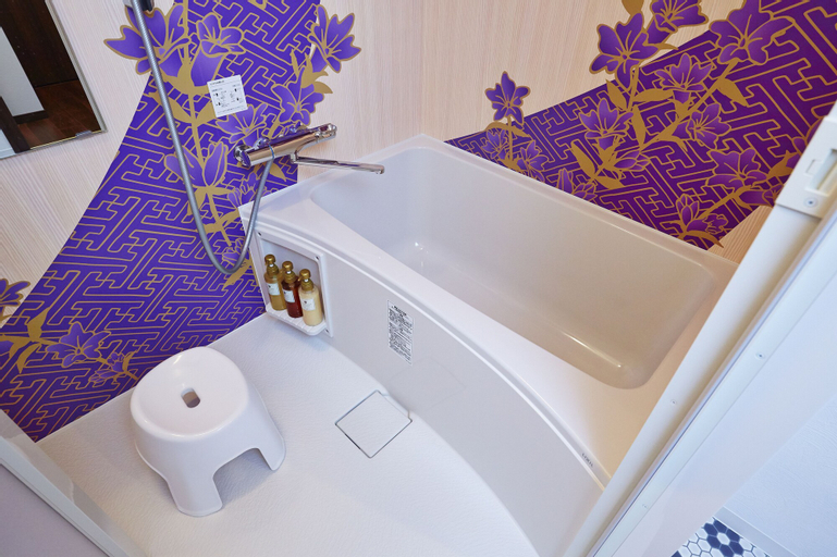 Bathroom 7