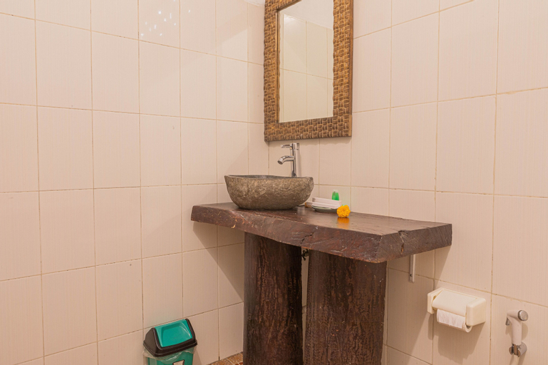 Bathroom 3