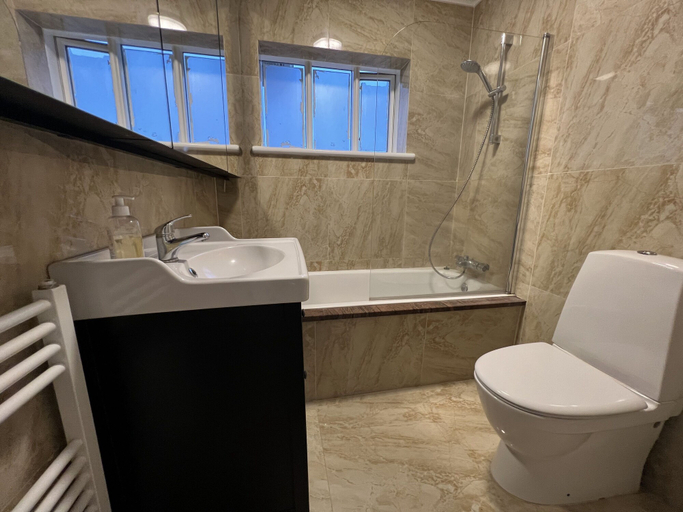 Bathroom 3, IG Akureyri, Akureyri
