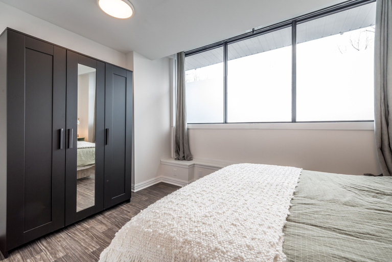 Bedroom 2, Cozy Fully-Equipped 2 Bedroom Suite, Halifax