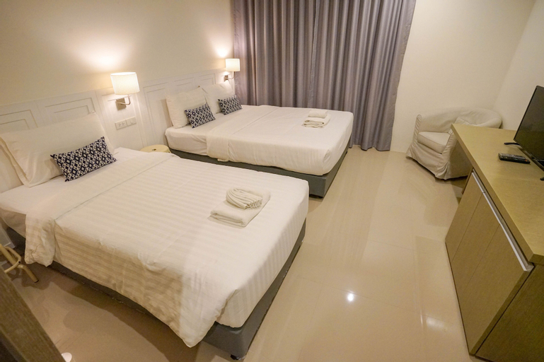 Bedroom 8