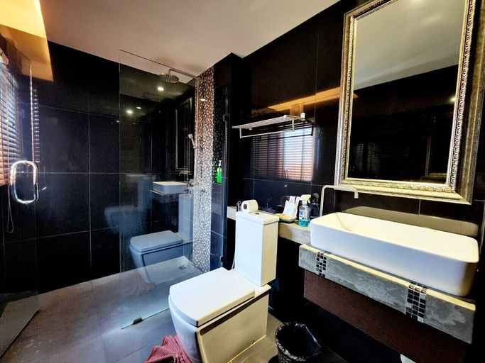 Bathroom 4, Nordwind Hotel, Muang Chiang Mai