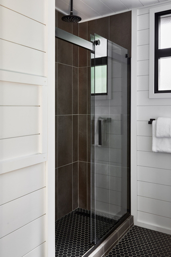 Bathroom, AutoCamp Catskills, Ulster