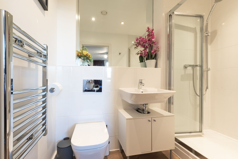 Bathroom 3, Smart Apartments - Empress Heights, Southampton