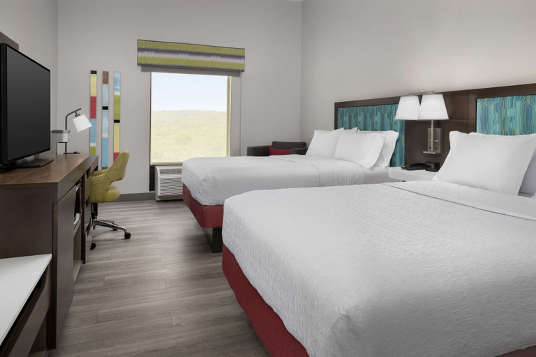 Bedroom 4, Hampton Inn Birmingham I-65/Lakeshore Drive, Jefferson
