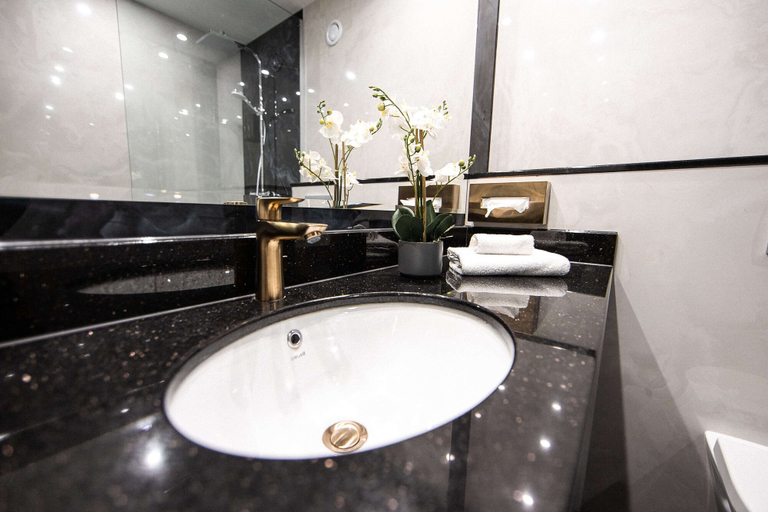 Bathroom 5, PLAZA Premium Timmendorfer Strand, Ostholstein
