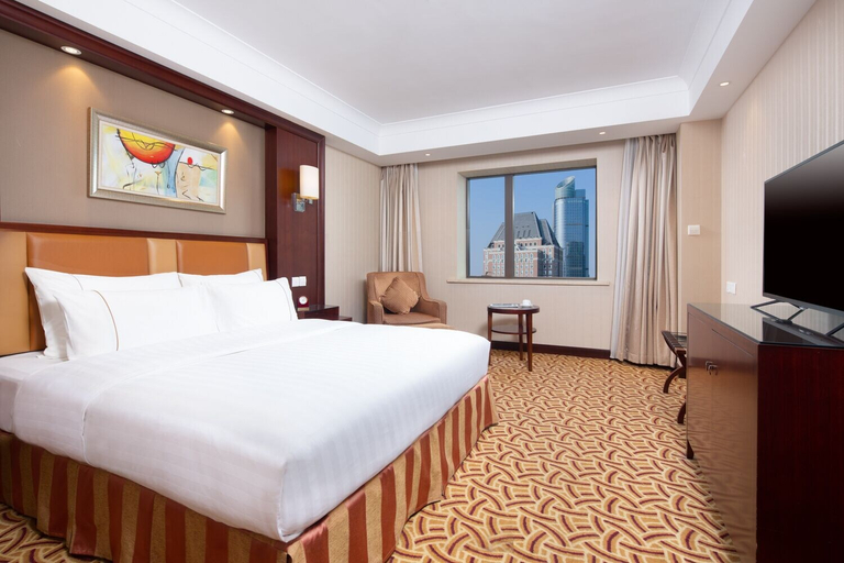 Bedroom 3, Jianguo Hotel Shanghai, Shanghai