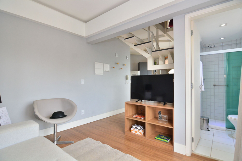 Dining Room 8