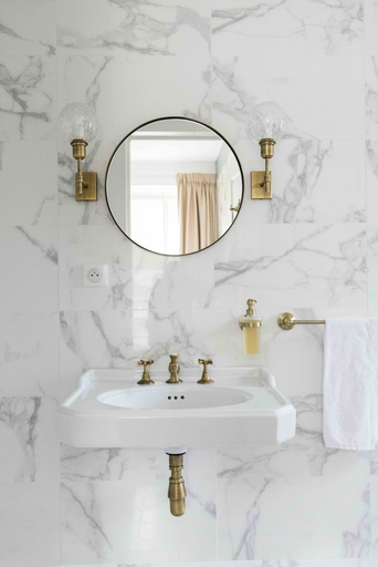 Bathroom 5, Château de la Bûcherie, Val-d'Oise