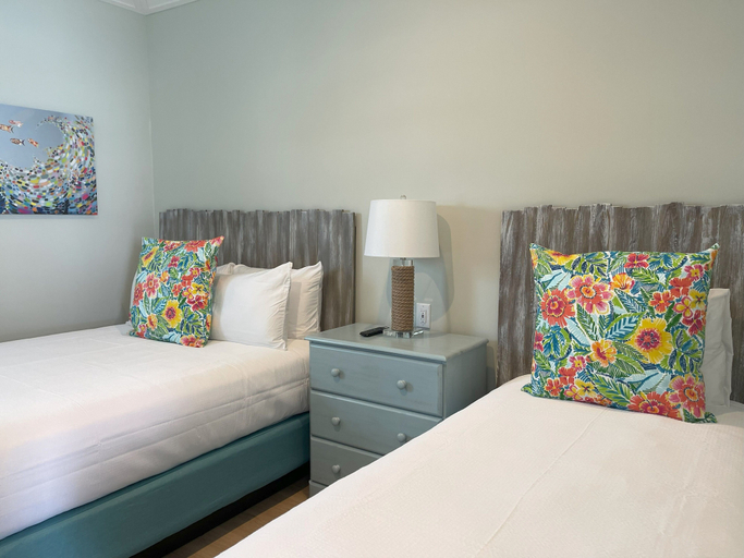 Bedroom 2, Key West Cottages, Accomack