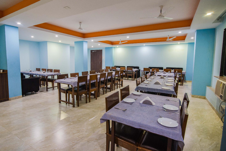 Food & Drinks 3, DND Hotel & Resort, Satna