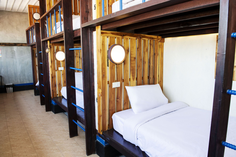Bedroom 5, Mad Monkey Luang Prabang, Luang Prabang