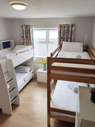Bedroom 3, Dunluce Park - Portrush by the Sea, Causeway Coast and Glens