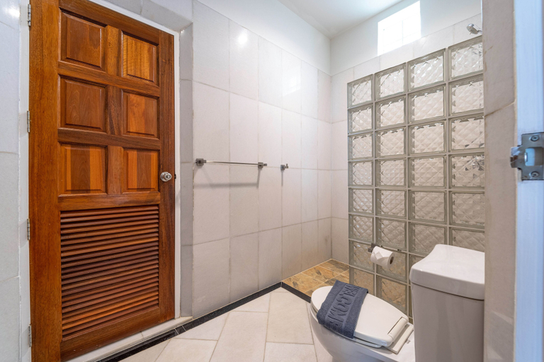 Bathroom 4, Private 4 Bedroom Pool Villa - NG411, Hua Hin