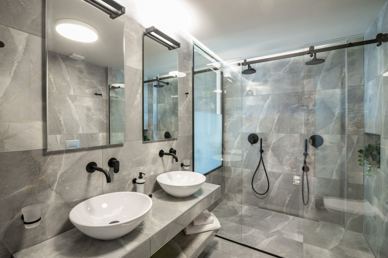 Bathroom 5, Heaven Hotel, Central Macedonia