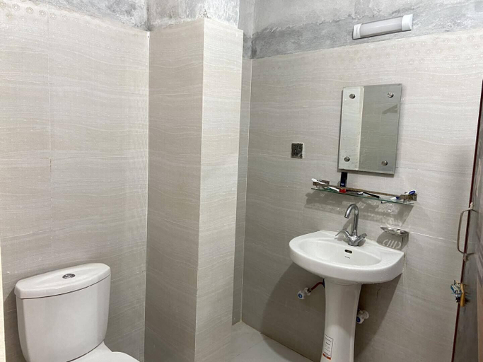Bathroom, BonoRani Forest Resort, Sherpur