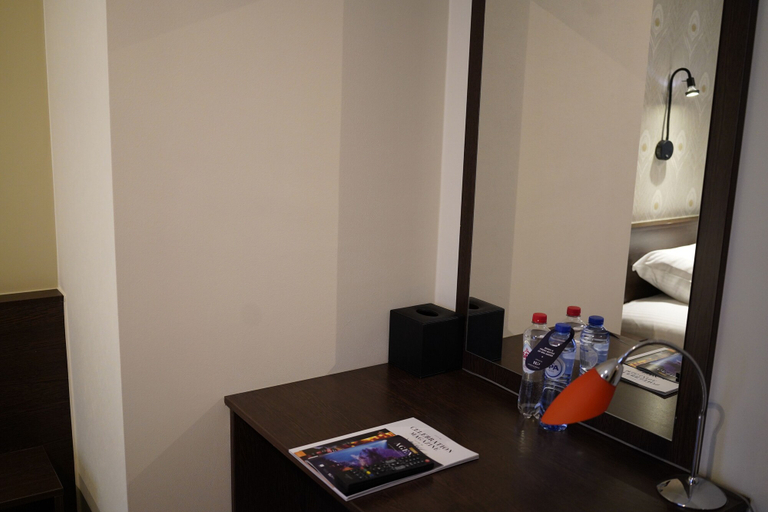 Others 4, Hotel Corner House, West-Vlaanderen