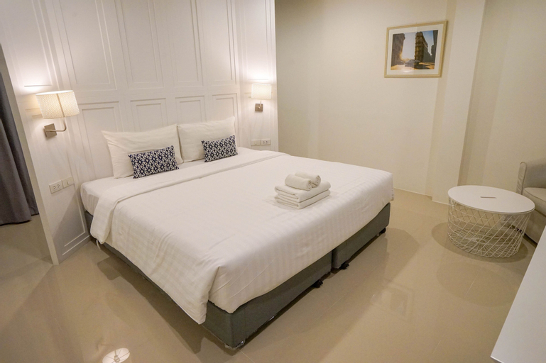 Bedroom 8