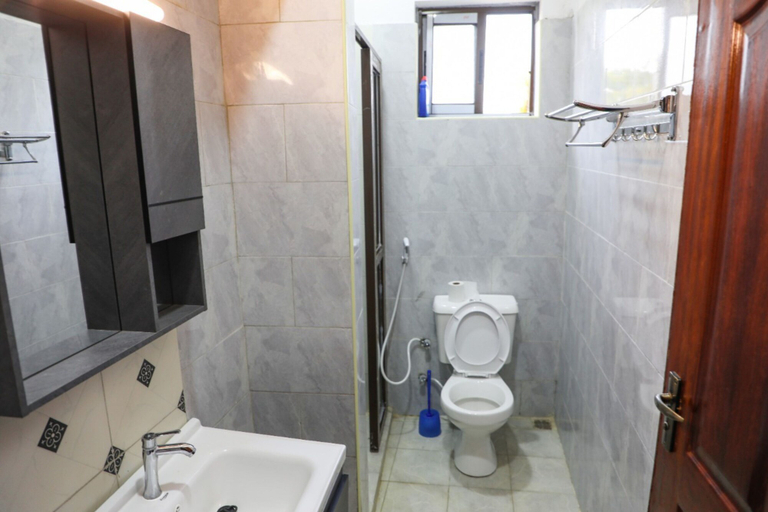 Bathroom, Kilifi Blue House Resort, Kilifi North