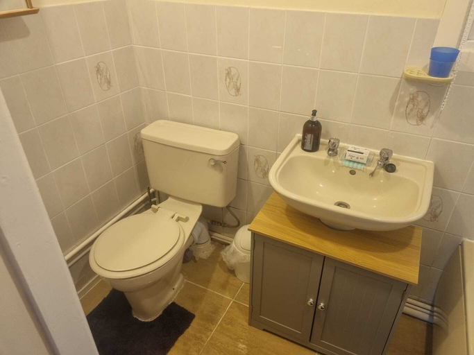 Bathroom 3, Villa Sleeps 4 With Free Parking, Cornwall
