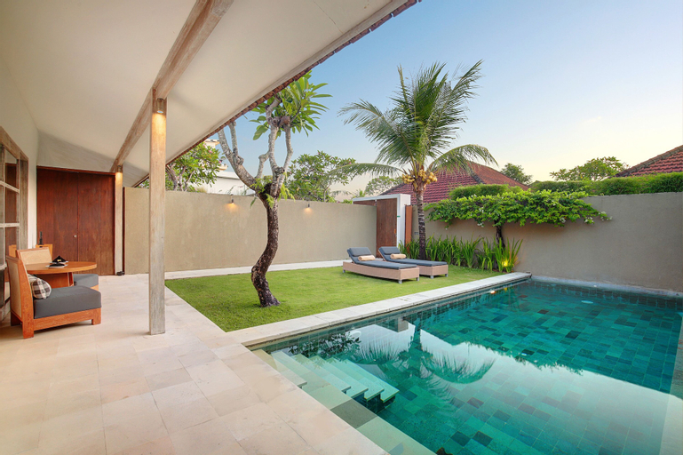 Swimming Pool 10