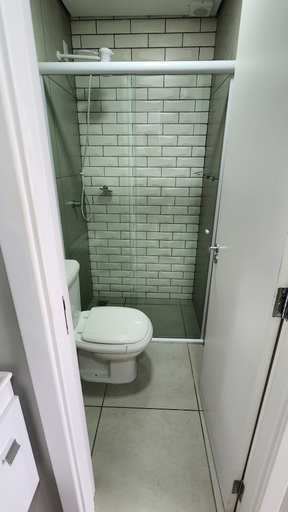 Bathroom 4, Espaço 386, Blumenau