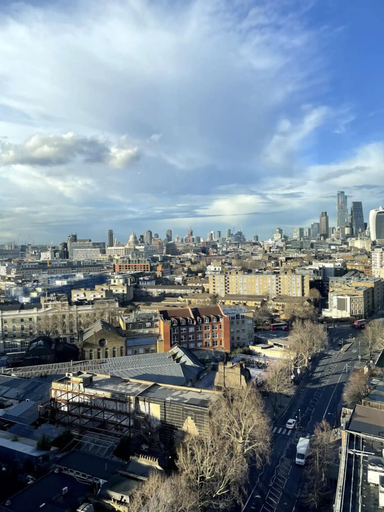Others 4, Manhattan Pad by condokeeper, London