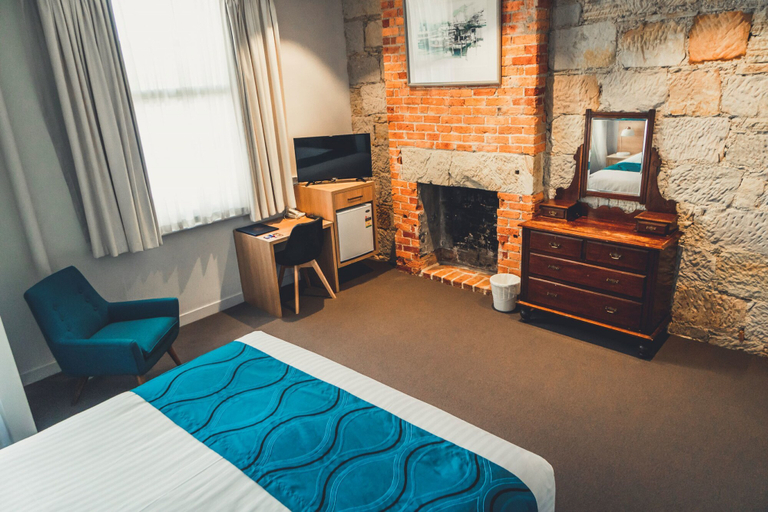 Bedroom 3, Customs House Hotel, Hobart
