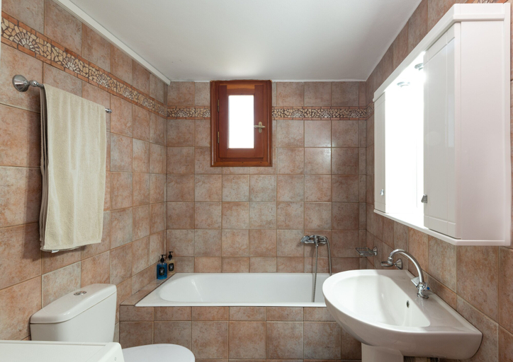 Bathroom, Galani Vacation House, Crete