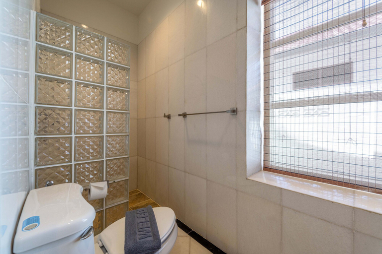 Bathroom 4, Private 4 Bedroom Pool Villa - NG411, Hua Hin