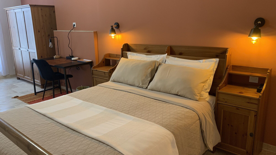 Bedroom 4, Logis de la Foulerie, Aude