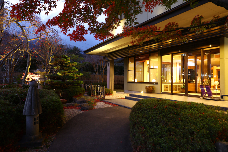 Hotel Yamabuki, Komagane