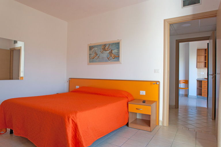 Bedroom 2, Suite Hotel Dominicus, Cosenza