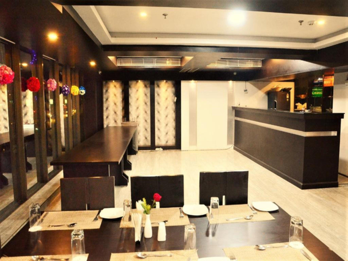 Food & Drinks 5, Geetanjali Regency, North 24 Parganas
