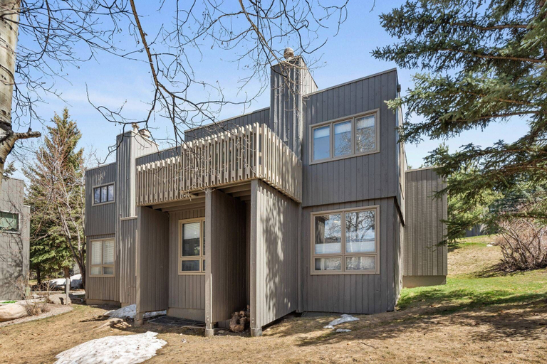 Exterior & Views 2, Snowmass Modern 3 Bedroom w/ Hot Tub 251, Pitkin