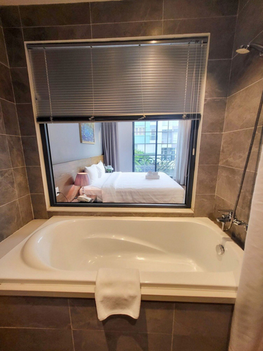 Bathroom 4, Thao Trang Laluxe Hotel, Ho Chi Minh City